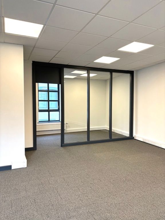 Property photo 2 of 4 Blackfriars 1