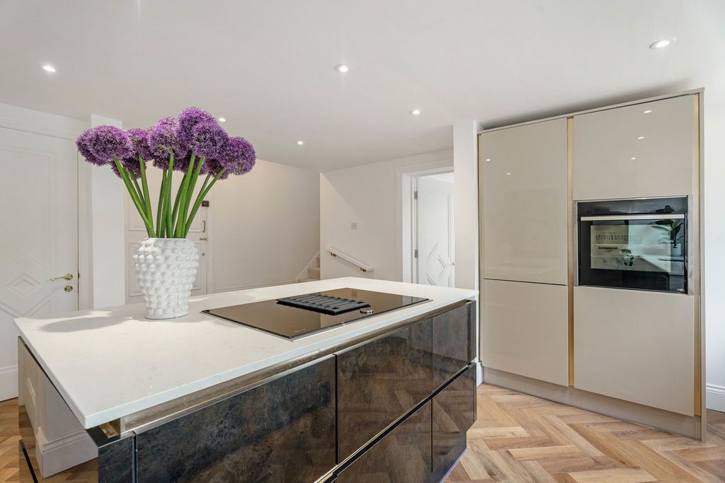Additional image 11 of 2 bed flat for saleCopps Road Leamington Spa, Warwickshire CV32