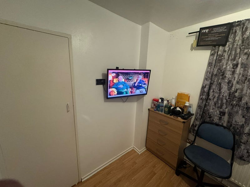 Property photo 2 of 8