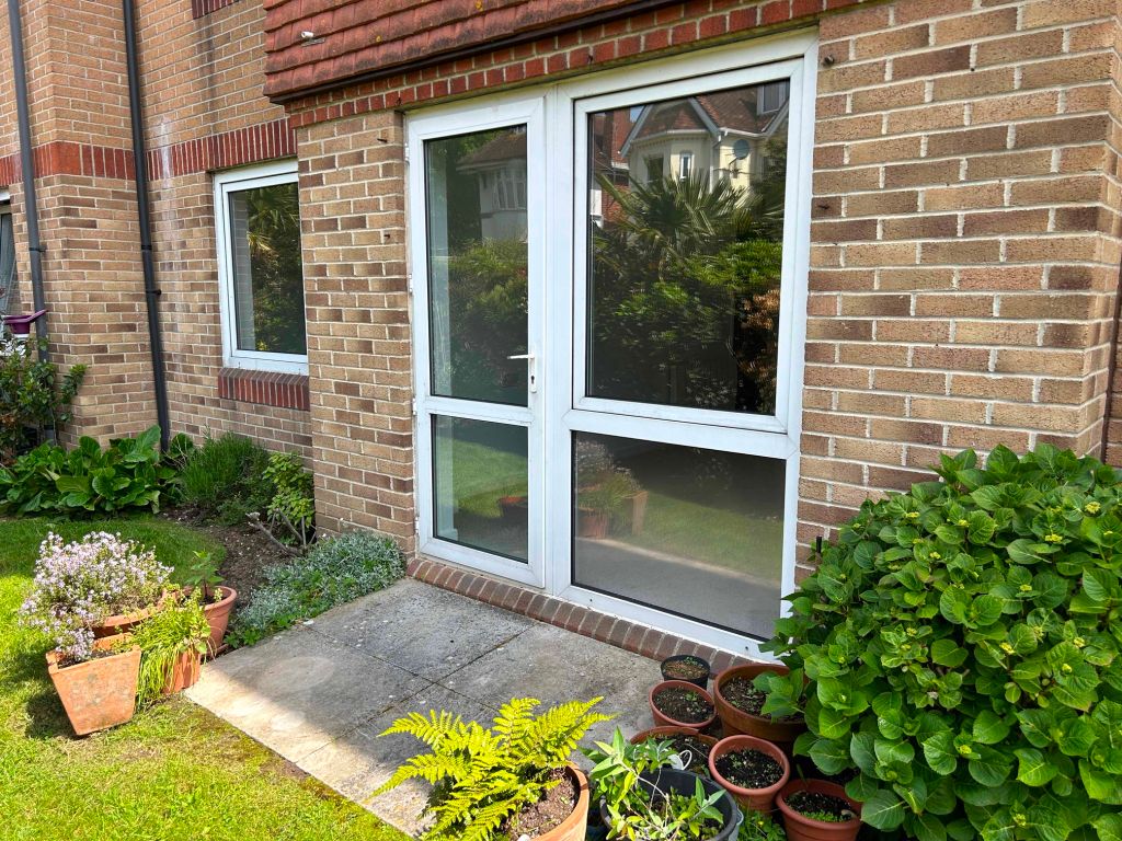 Property photo 3 of 14