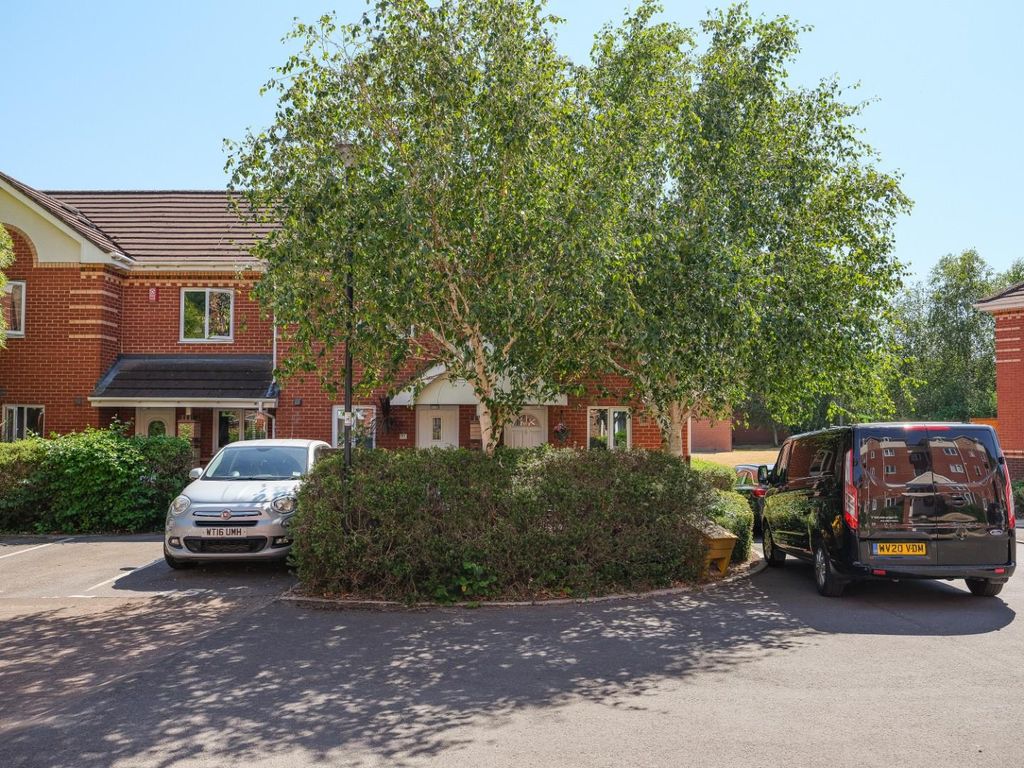 Property photo 2 of 29 Cnr51313.Jpg