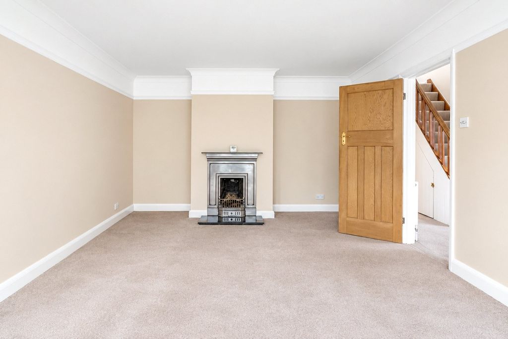Property photo 2 of 15 Picture No. 25
