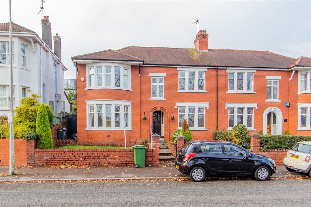 Property photo 1 of 20 Lake Road West 101-20.Jpg