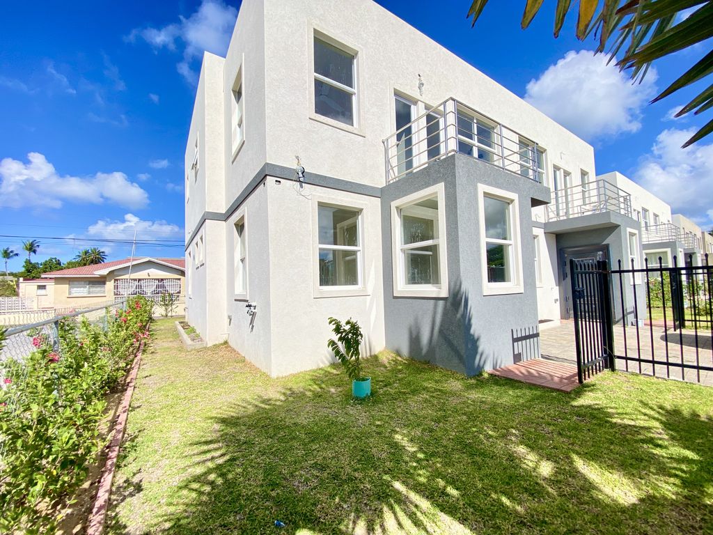 Property photo 3 of 23