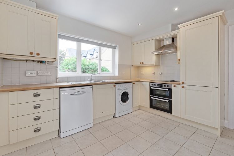Property photo 3 of 8 301954