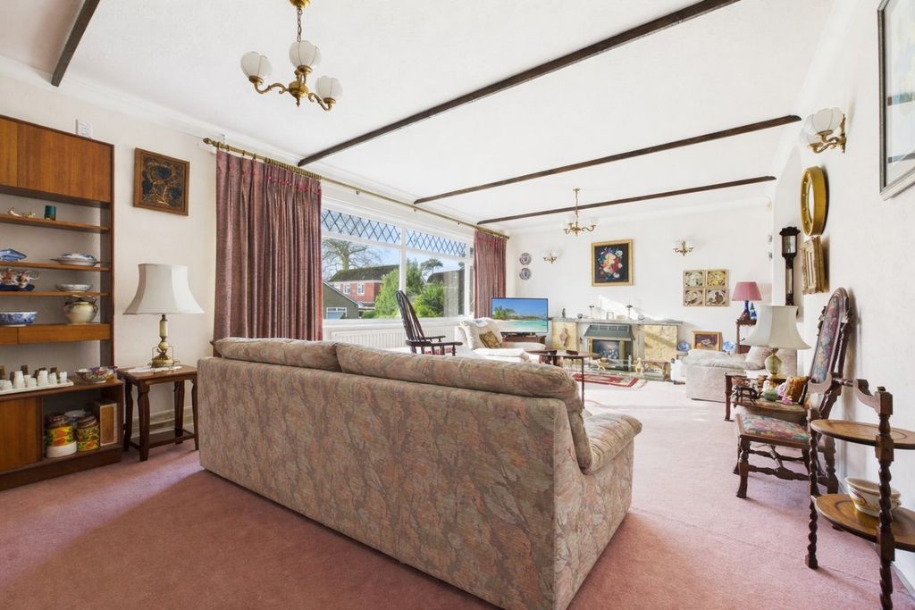 Property photo 3 of 16