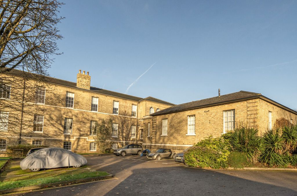 Property photo 1 of 19 1389038-16-693A99...