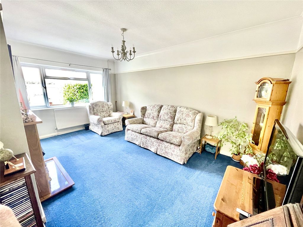 Property photo 3 of 16 Picture No. 37