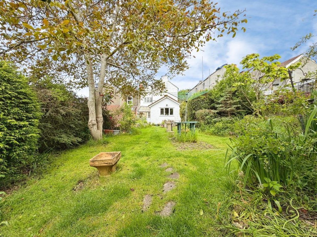 Property photo 2 of 34 Rear Garden