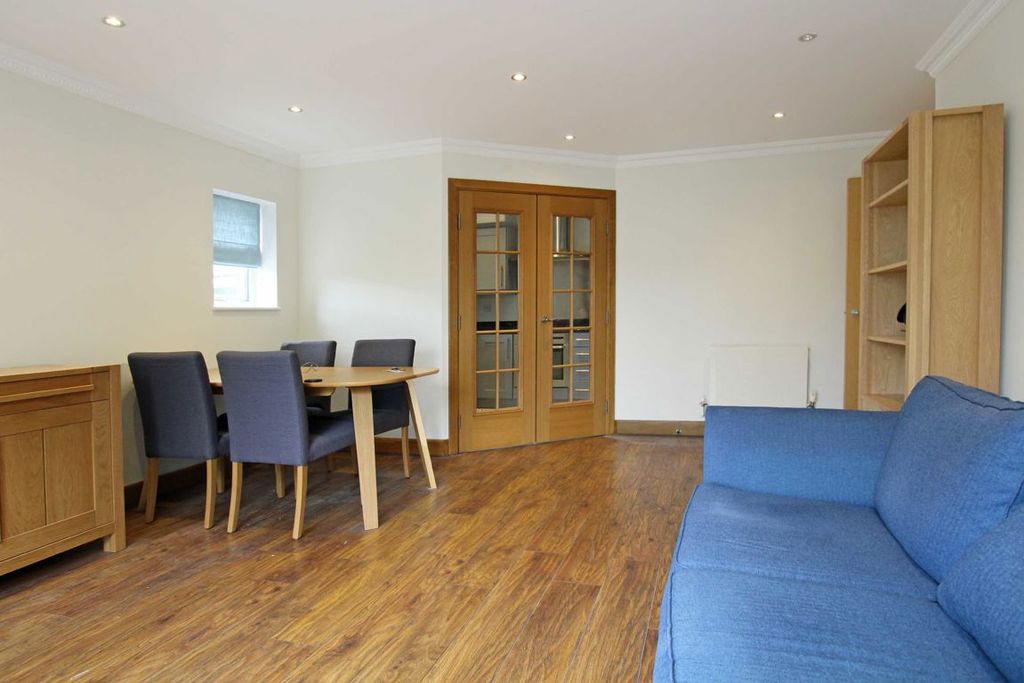 Property photo 1 of 4