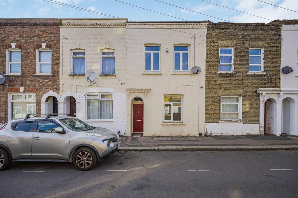 Property photo 1 of 13
