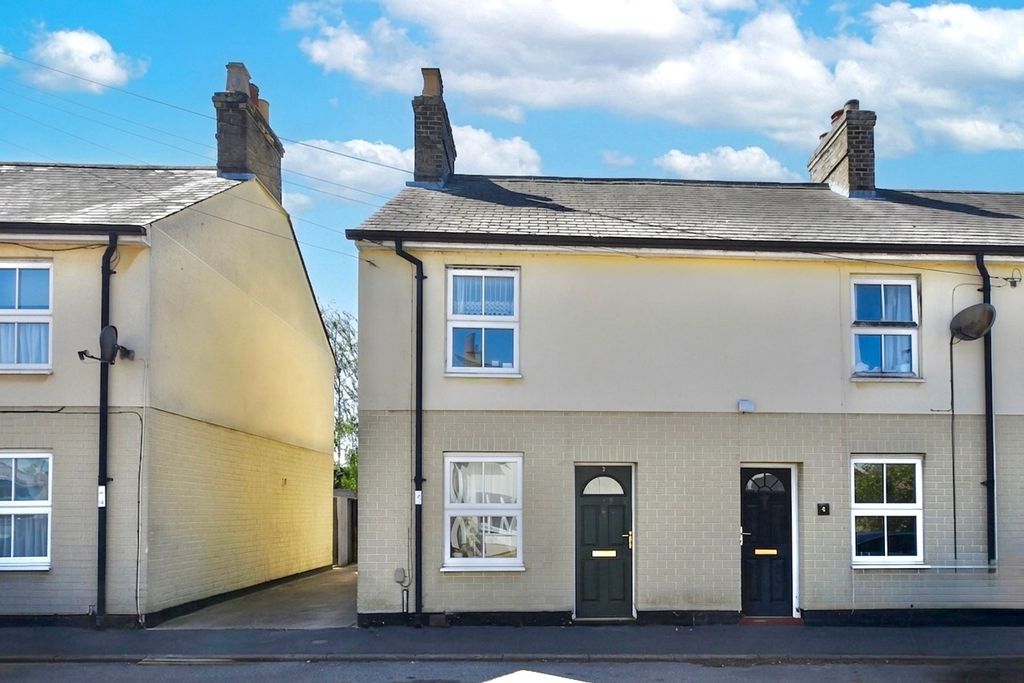 Property photo 1 of 11