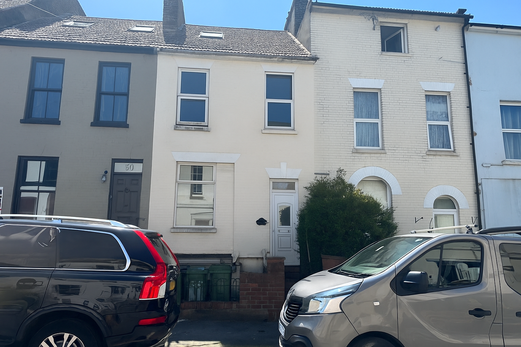 Property photo 1 of 12