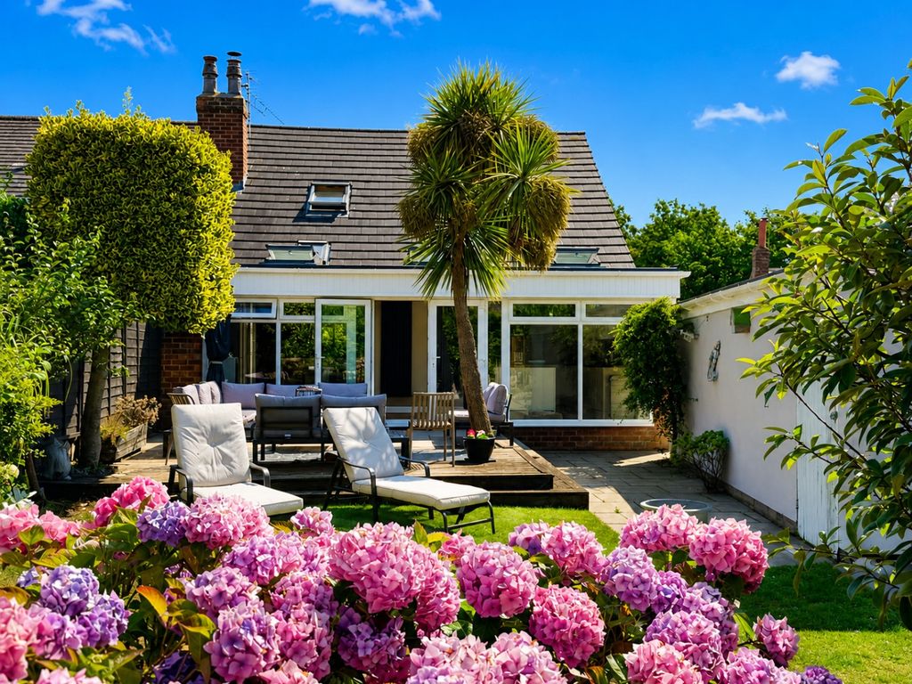 Property photo 2 of 28 5328704