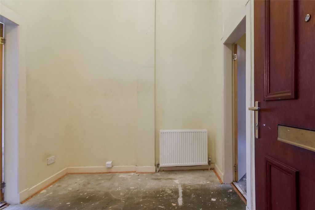 Property photo 3 of 18 Picture No. 04