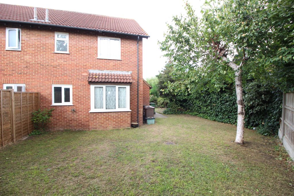 Property photo 1 of 9