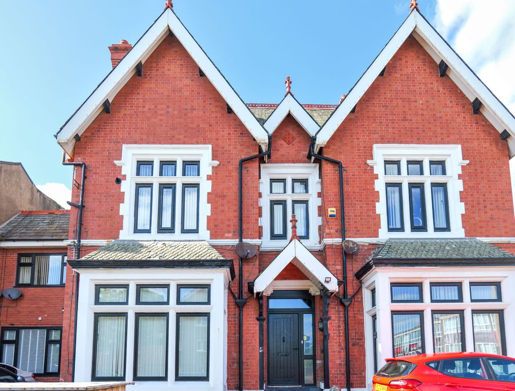 Property photo 1 of 54