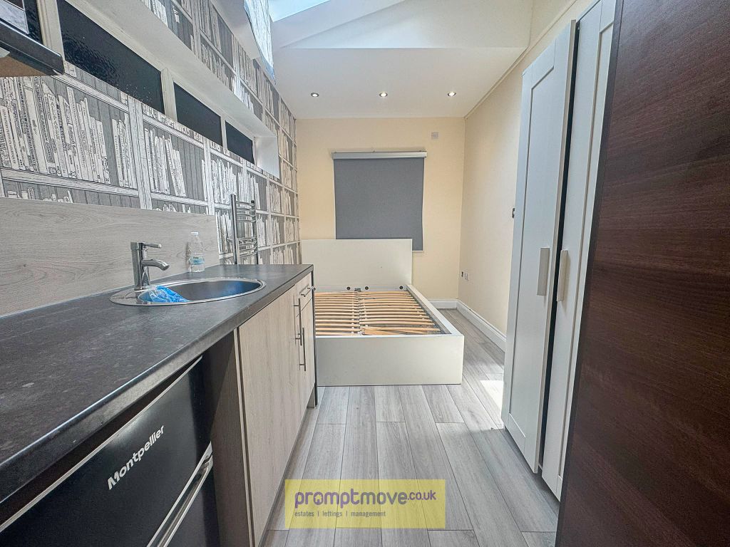 Property photo 2 of 3 Na