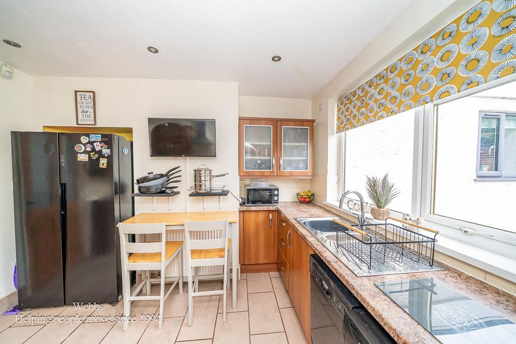 Property photo 3 of 25 Webbs-12.Jpg