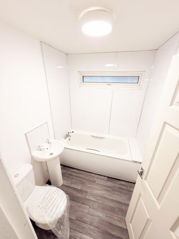 Property photo 2 of 13 Photo 1