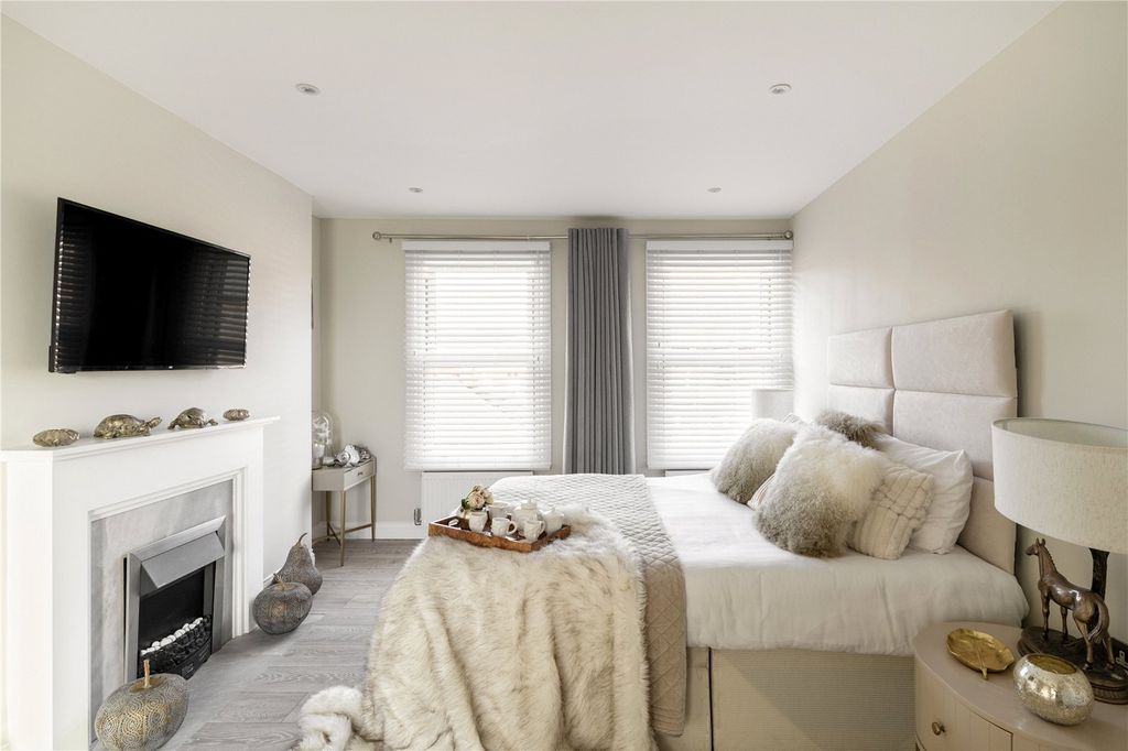 Property photo 3 of 40 Picture No. 29