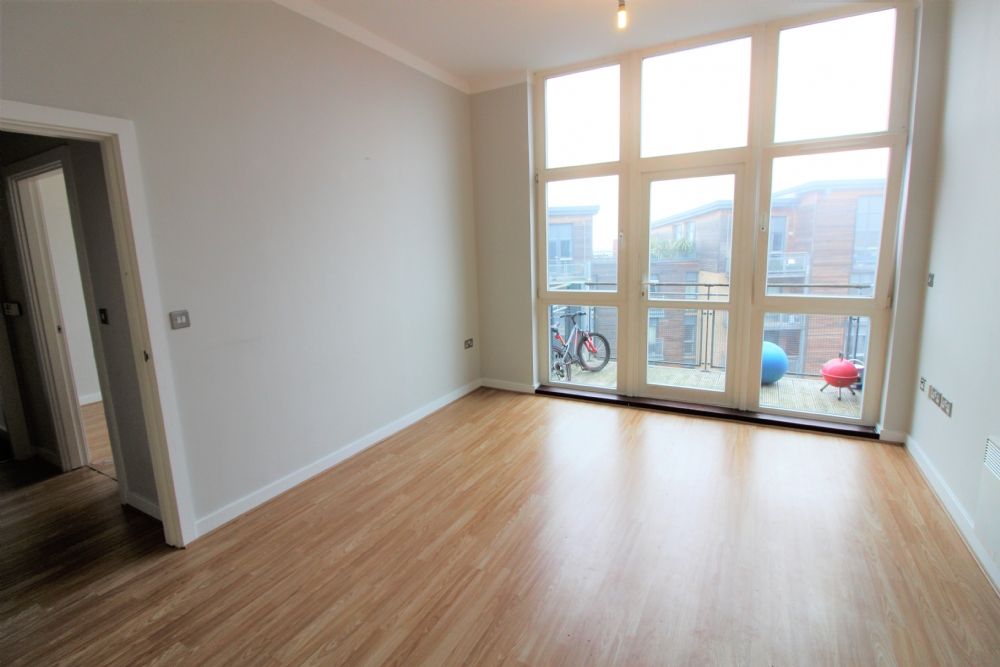 Property photo 2 of 23