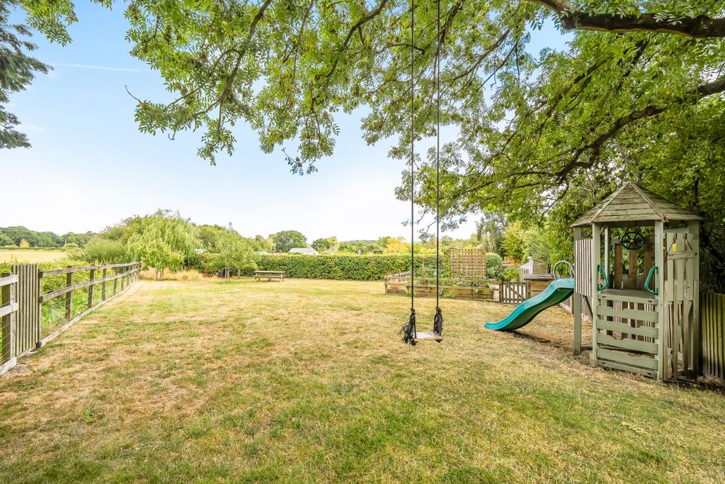 Property photo 3 of 20