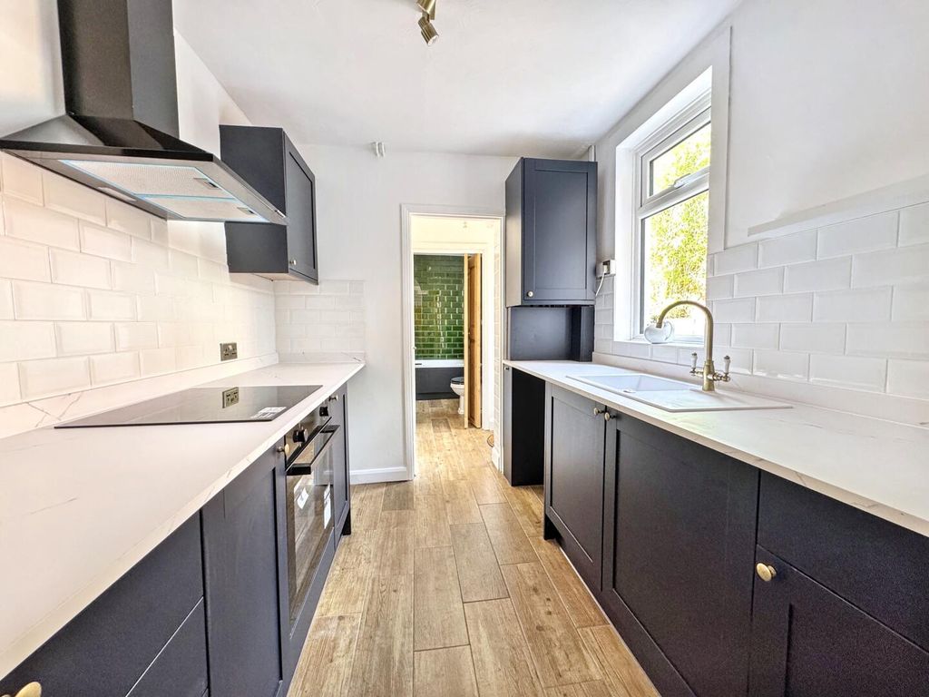 Property photo 2 of 13 Kitchen