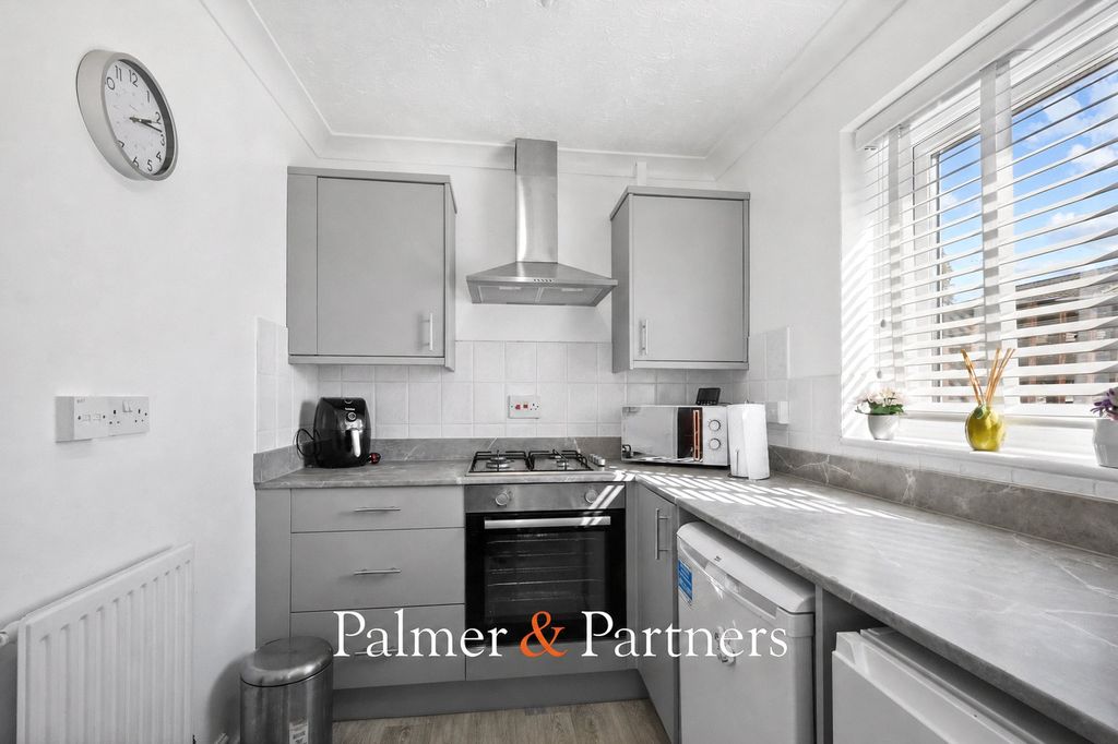 Property photo 2 of 13 Picture No. 02