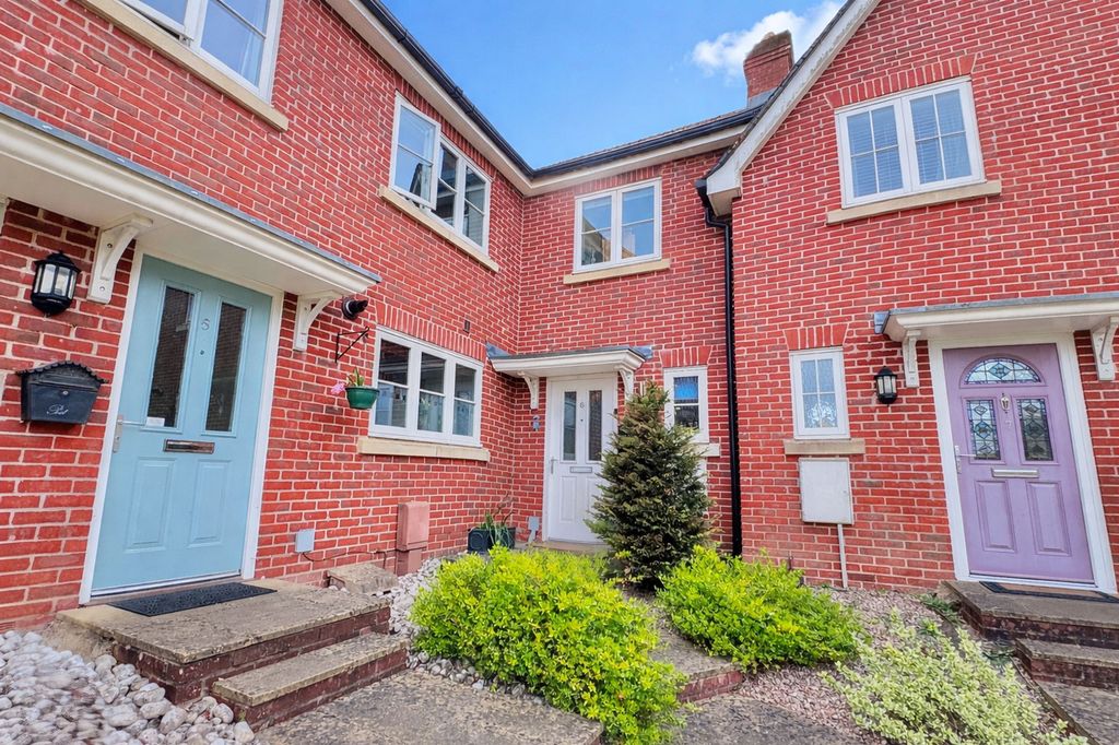 Property photo 2 of 19