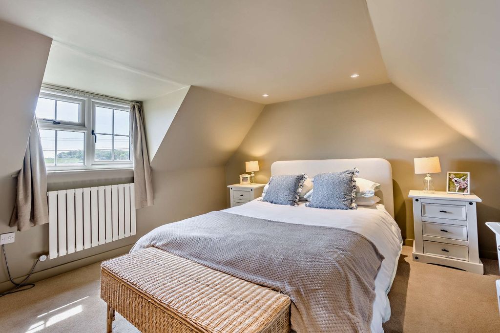 Property photo 3 of 14 Picture No. 07