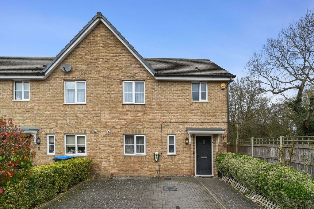 Property photo 1 of 12