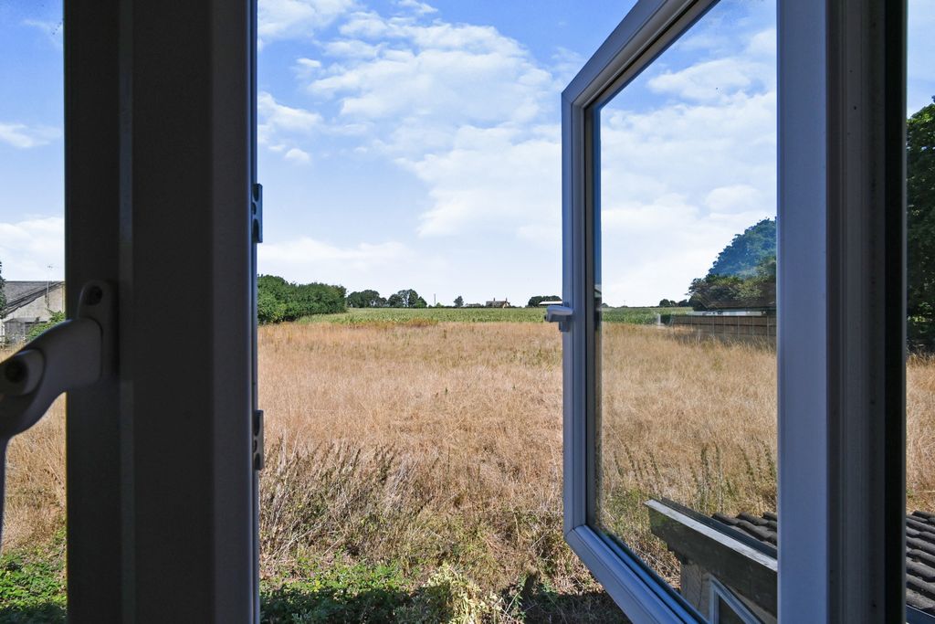 Property photo 2 of 23 Photography