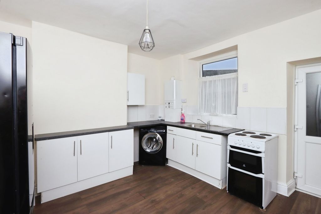 Property photo 3 of 17 Photo