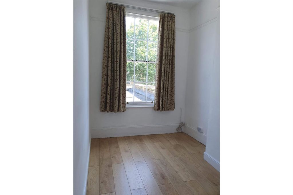 Property photo 2 of 7 Etscirafpee2Ku2Grr0Oiw.Jpg