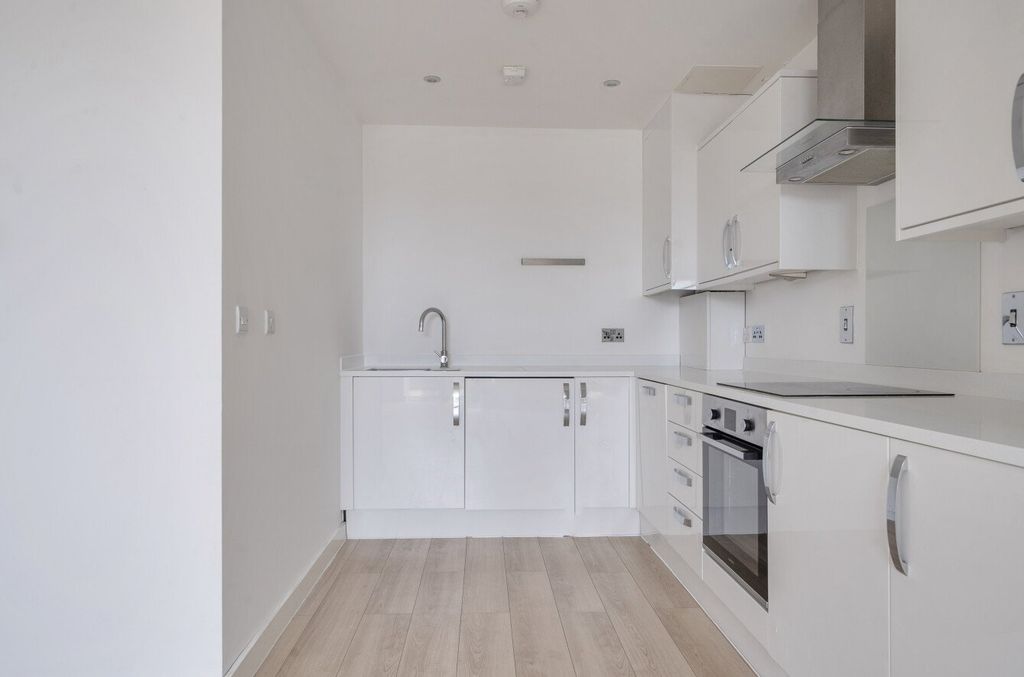 Property photo 3 of 10 Picture No. 06