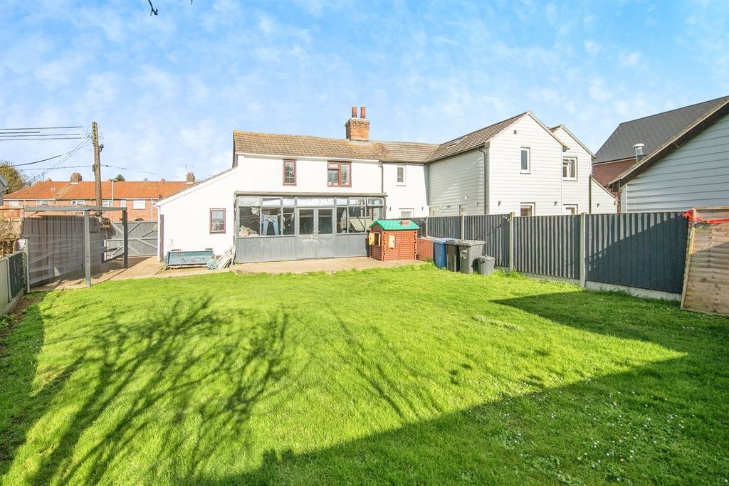 Property photo 3 of 15