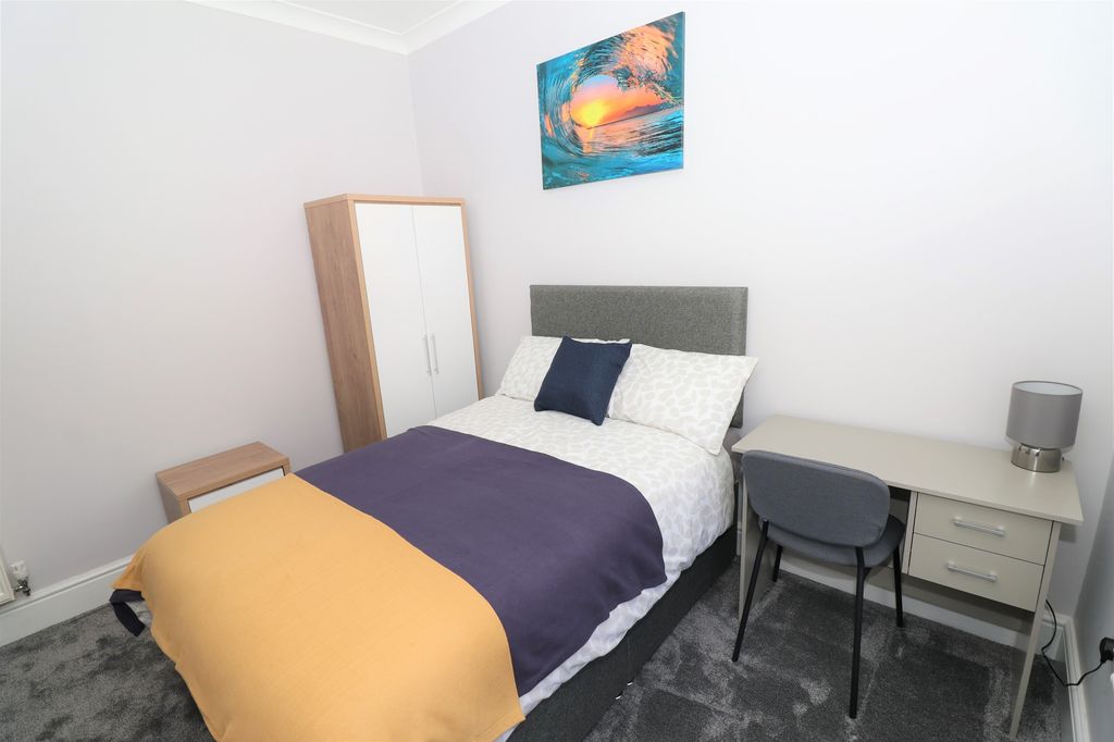 Property photo 2 of 10 Img_5489