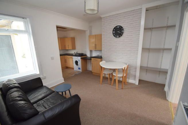 Property photo 2 of 10