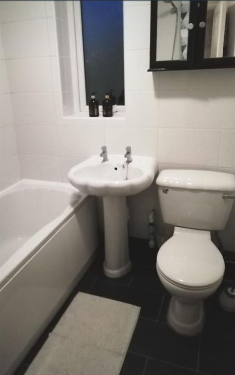 Property photo 2 of 3