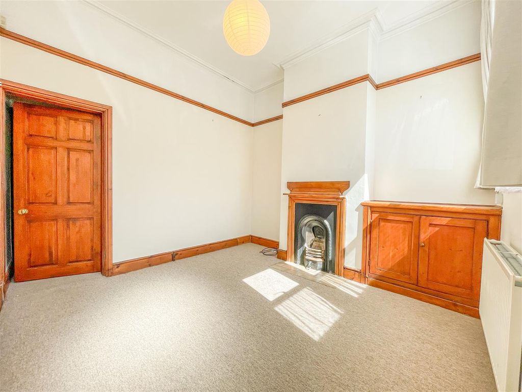 Property photo 3 of 19 Image.13.Jpg