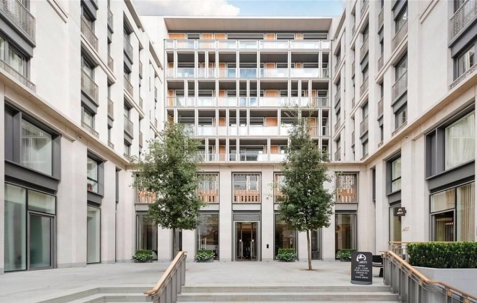 Property photo 2 of 25 101 Savoy House 10.Jpg