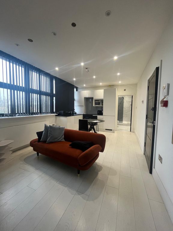 Property photo 1 of 3 One Bed Flat To Rent - Southall Ub1