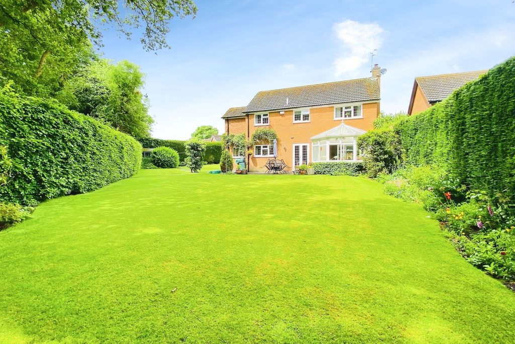 Property photo 2 of 29