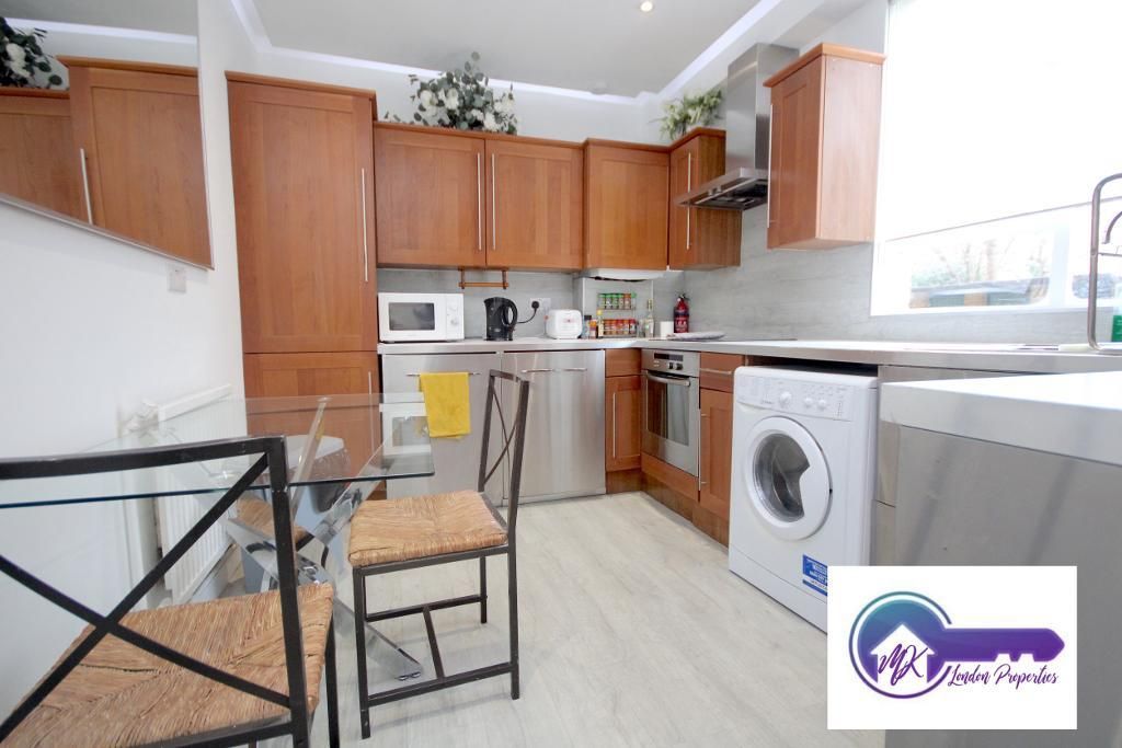 Property photo 3 of 9 Photo 3