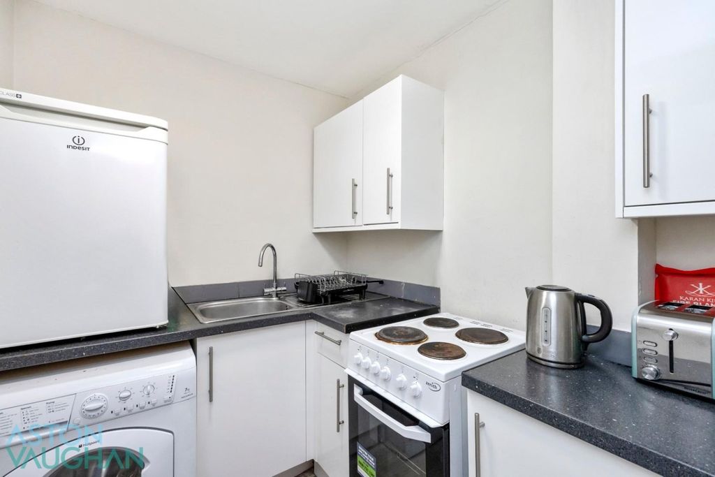 Property photo 2 of 6 4633921