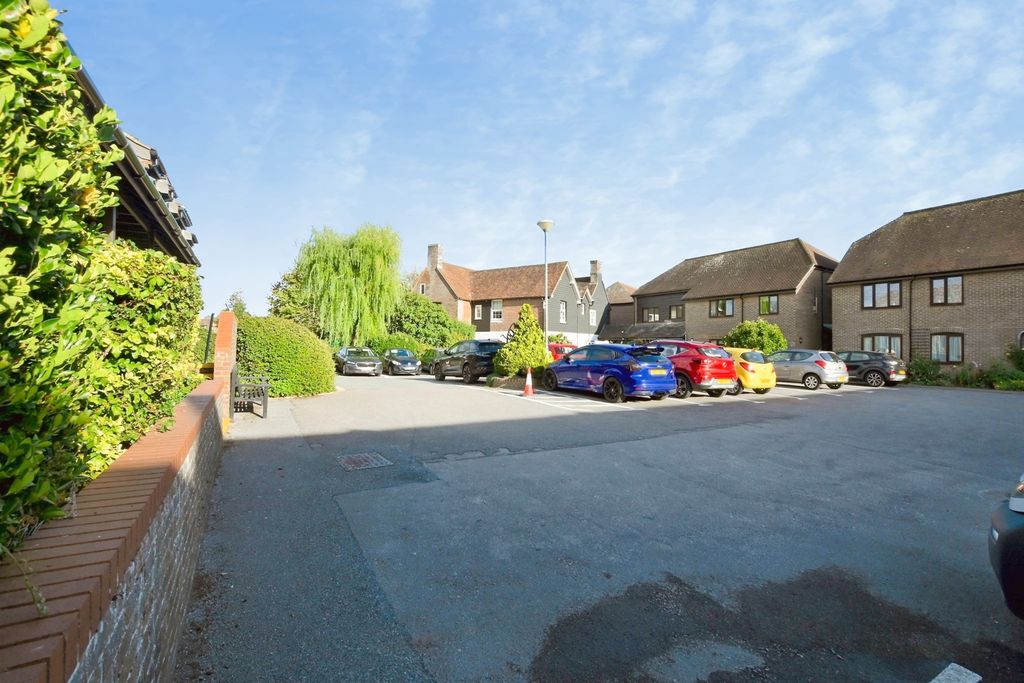 Property photo 3 of 20 Pbox-Img.Jpg