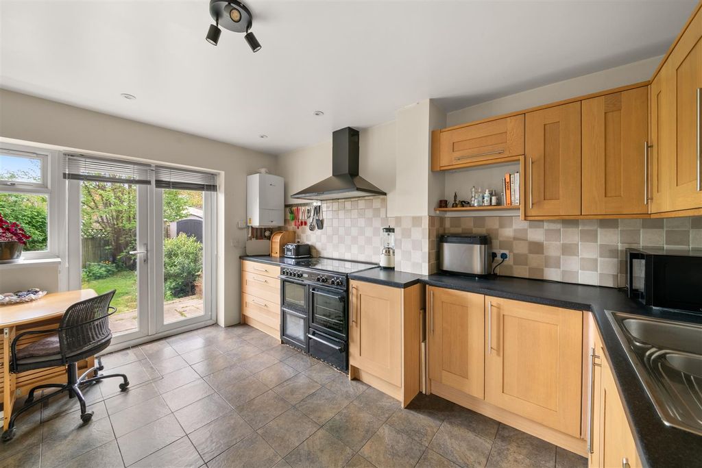 Property photo 3 of 23 3