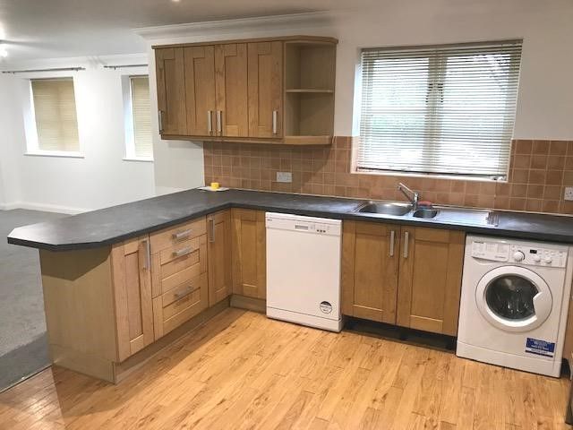 Property photo 1 of 2 Kitchen