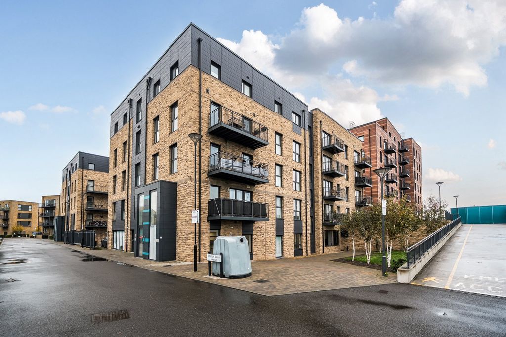 Property photo 1 of 8 Picture No. 28